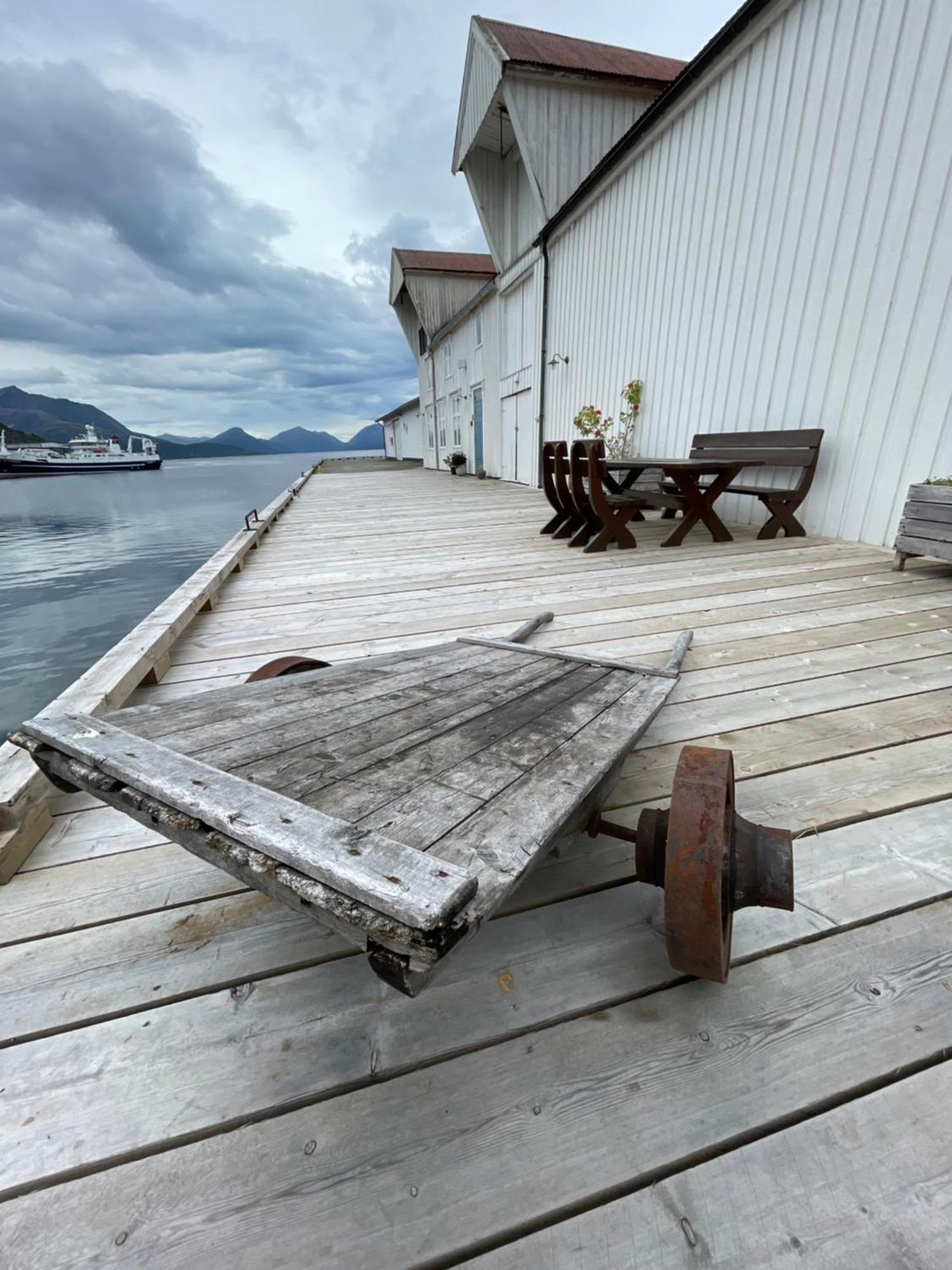 1. Etg I Dampskipsbrygga, Lodingen Havn المظهر الخارجي الصورة